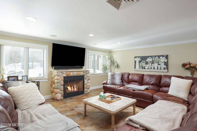 21 Sandra Circle, Westfield, NJ 07090