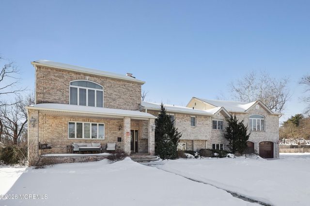 21 Sandra Circle, Westfield, NJ 07090