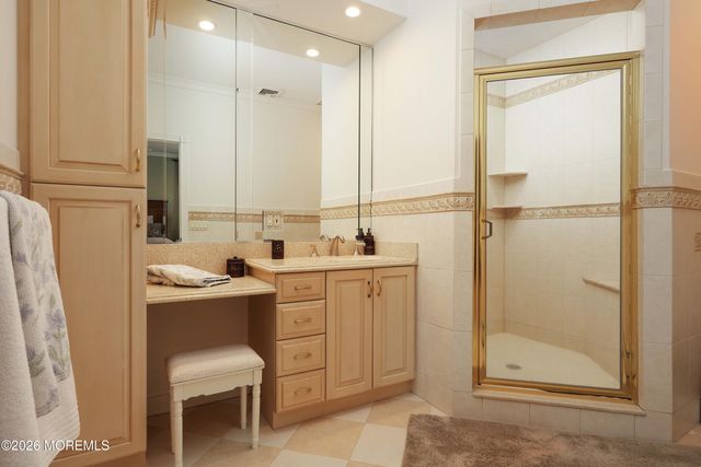 21 Sandra Circle, Westfield, NJ 07090