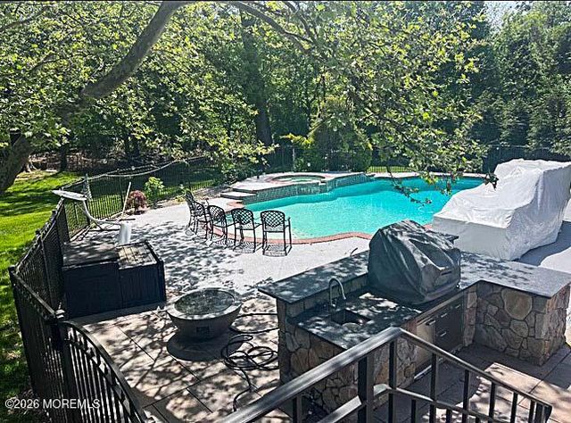 21 Sandra Circle, Westfield, NJ 07090