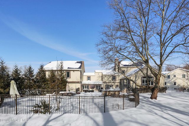 21 Sandra Circle, Westfield, NJ 07090