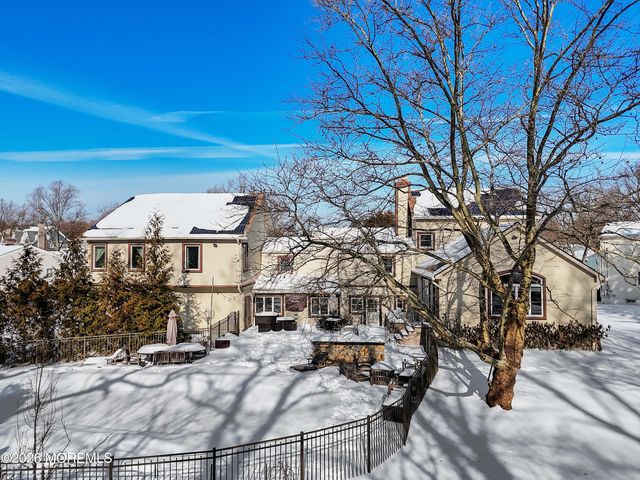 21 Sandra Circle, Westfield, NJ 07090