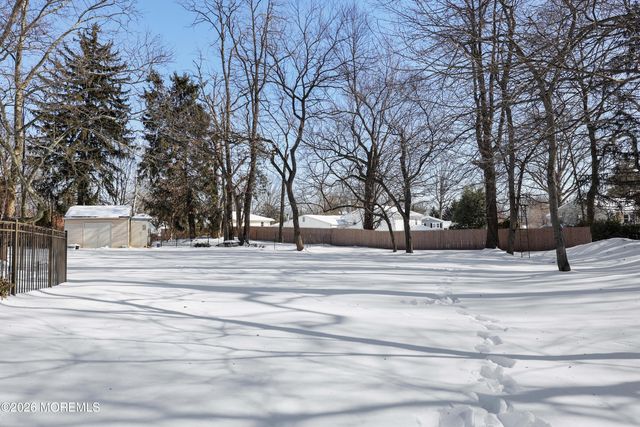 21 Sandra Circle, Westfield, NJ 07090