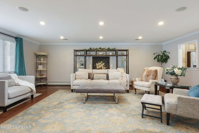 21 Sandra Circle, Westfield, NJ 07090