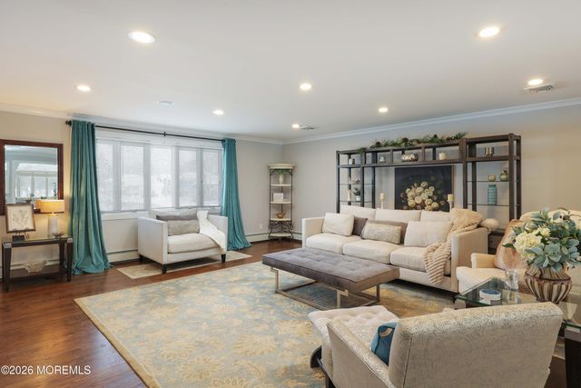 21 Sandra Circle, Westfield, NJ 07090