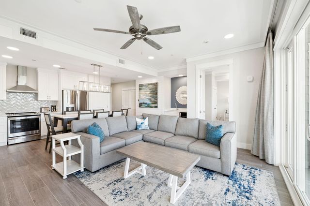 204 Henderson Resort Way 3204, Destin, FL 32541