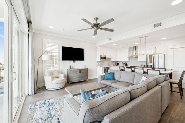 204 Henderson Resort Way 3204, Destin, FL 32541