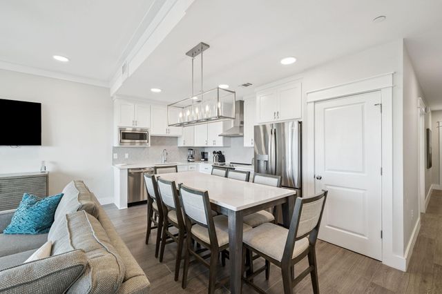 204 Henderson Resort Way 3204, Destin, FL 32541