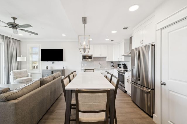 204 Henderson Resort Way 3204, Destin, FL 32541