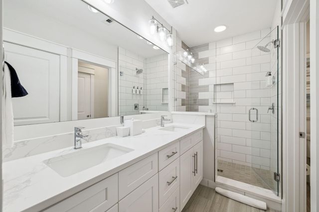 204 Henderson Resort Way 3204, Destin, FL 32541