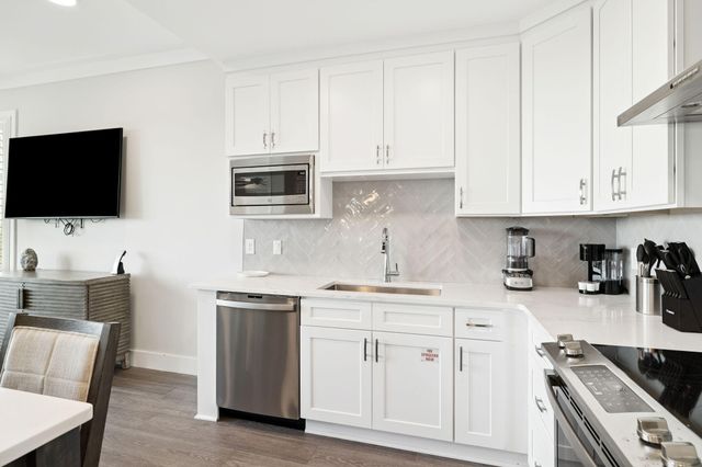 204 Henderson Resort Way 3204, Destin, FL 32541