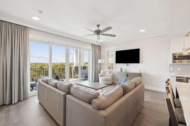 204 Henderson Resort Way 3204, Destin, FL 32541