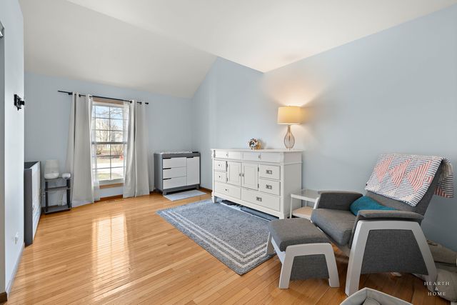 1915 Ozark Parkway 1915, Algonquin, IL 60102