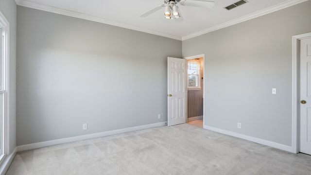 8102 Pleasant View Dr, Lascassas, TN 37085