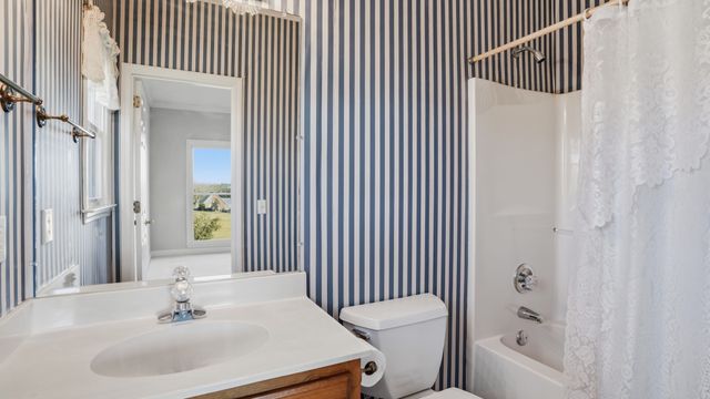 8102 Pleasant View Dr, Lascassas, TN 37085