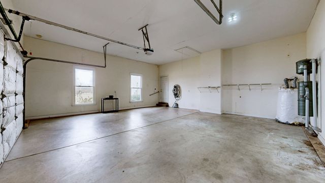 8102 Pleasant View Dr, Lascassas, TN 37085