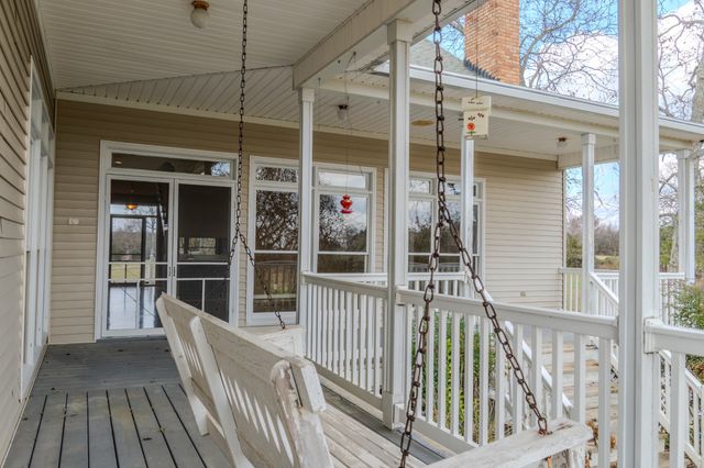 8102 Pleasant View Dr, Lascassas, TN 37085