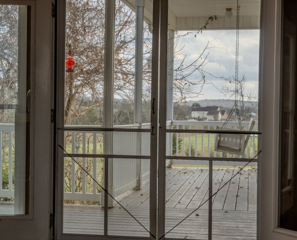 8102 Pleasant View Dr, Lascassas, TN 37085