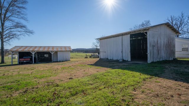 8102 Pleasant View Dr, Lascassas, TN 37085