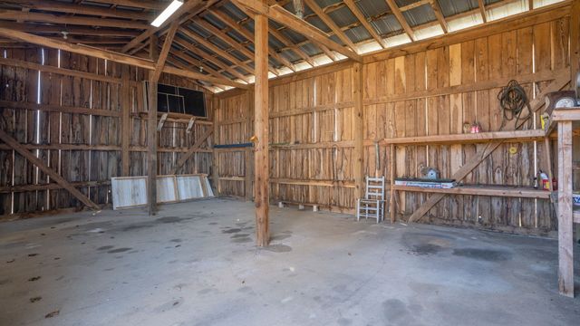 8102 Pleasant View Dr, Lascassas, TN 37085