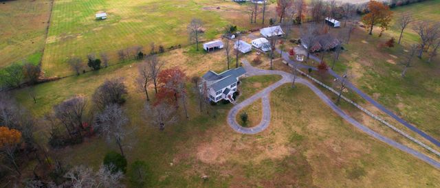 8102 Pleasant View Dr, Lascassas, TN 37085