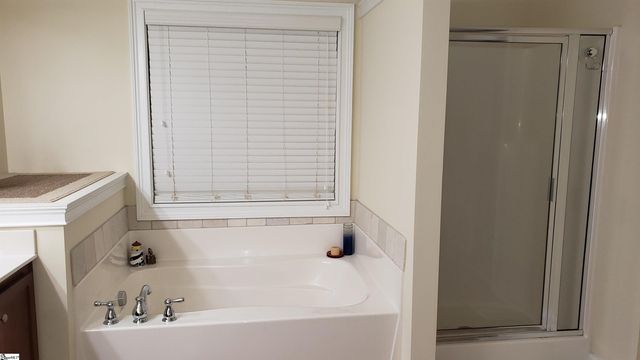 19 Copperdale Drive, Simpsonville, SC 29681