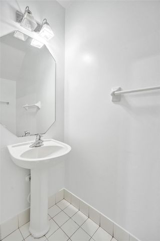 3313 NW 29th Court, Lauderdale Lakes, FL 33311