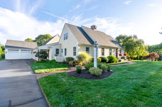 46 Red Hill Drive, Glastonbury, CT 06033