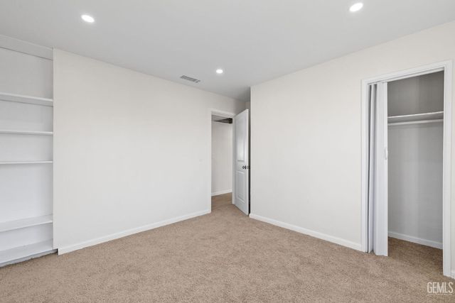 409 jane st, Bakersfield, CA 93306