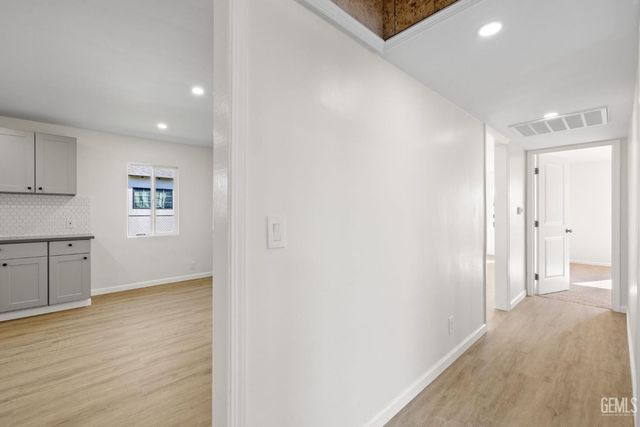 409 jane st, Bakersfield, CA 93306