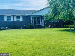 1585 SERENE DR, Vineland, NJ 08360