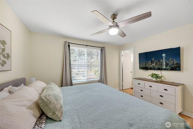 31911 42nd Ave SW, Federal Way, WA 98023