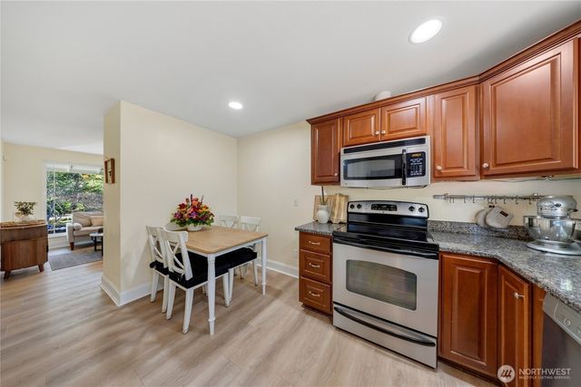 31911 42nd Ave SW, Federal Way, WA 98023