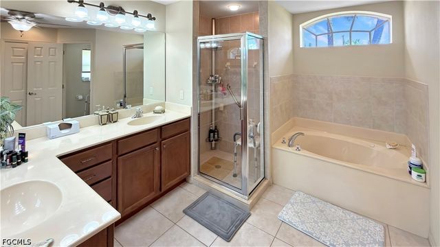 1803 NE 2nd ST, Cape Coral, FL 33909