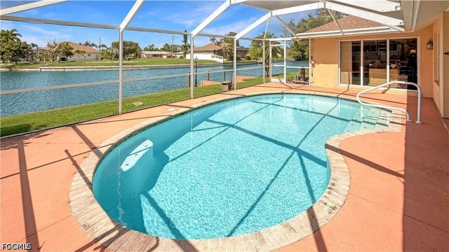 1803 NE 2nd ST, Cape Coral, FL 33909