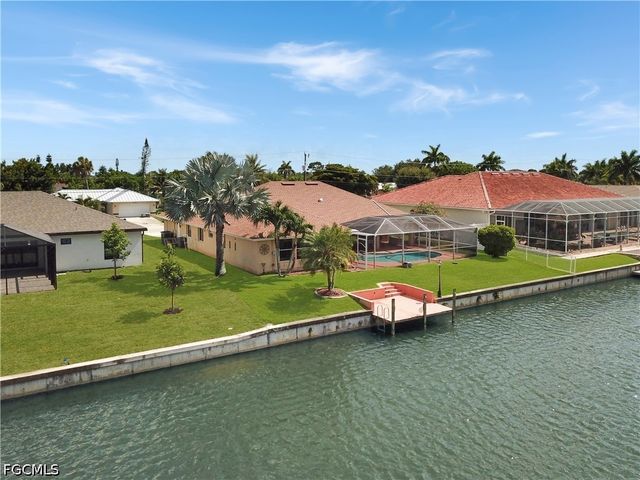 1803 NE 2nd ST, Cape Coral, FL 33909