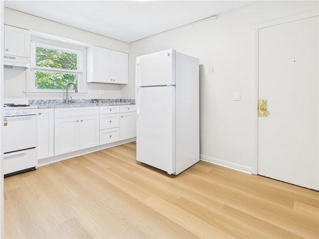 45 Alabama Avenue, Warwick, RI 02888