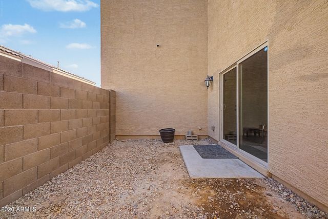8037 W AGORA Lane, Phoenix, AZ 85043