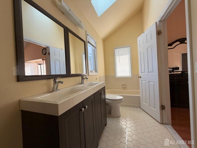 76 Regal Drive, South Brunswick, NJ 08852