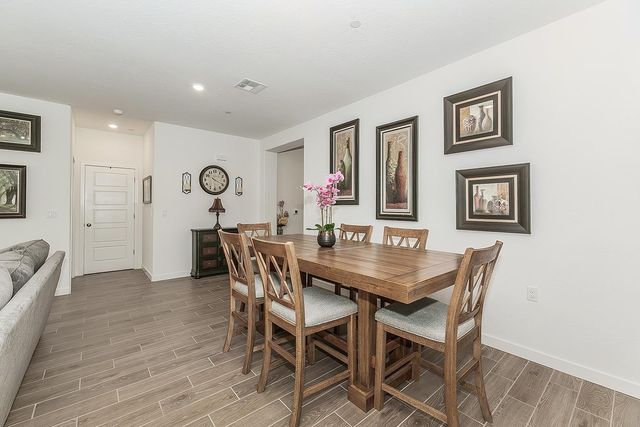 1039 Horizon Drive W, Madera, CA 93636