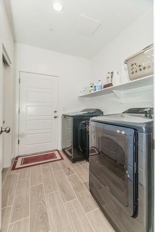 1039 Horizon Drive W, Madera, CA 93636