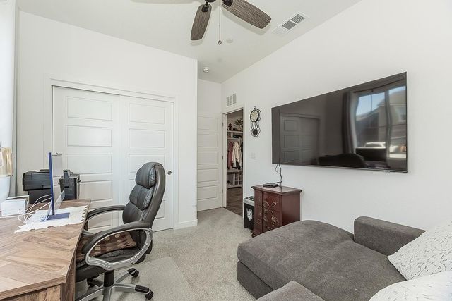 1039 Horizon Drive W, Madera, CA 93636