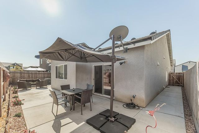 1039 Horizon Drive W, Madera, CA 93636