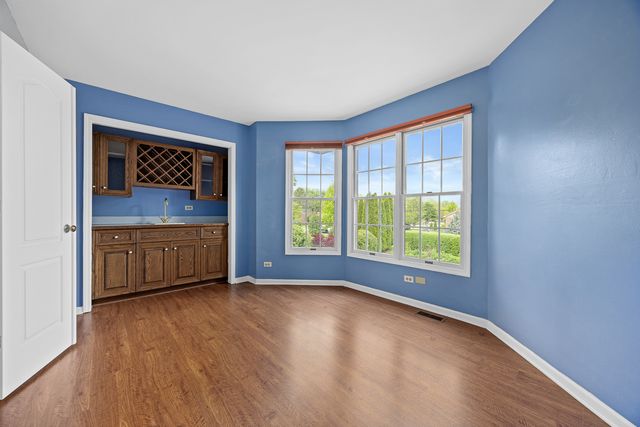 8217 Pine Bluff Court, Darien, IL 60561