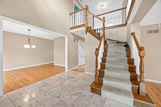 8217 Pine Bluff Court, Darien, IL 60561