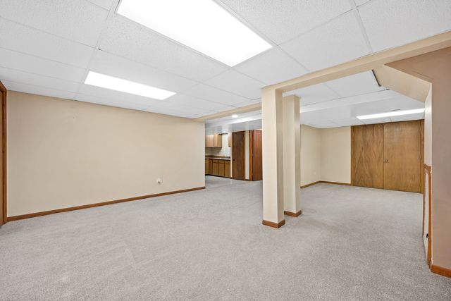 8217 Pine Bluff Court, Darien, IL 60561