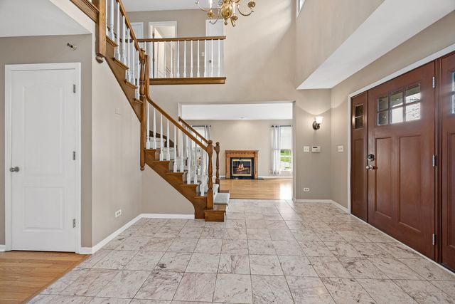 8217 Pine Bluff Court, Darien, IL 60561