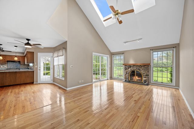 8217 Pine Bluff Court, Darien, IL 60561