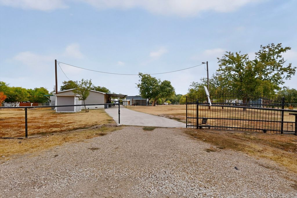 2181 Doe Branch Road, Little Elm, TX 75068 — exterior