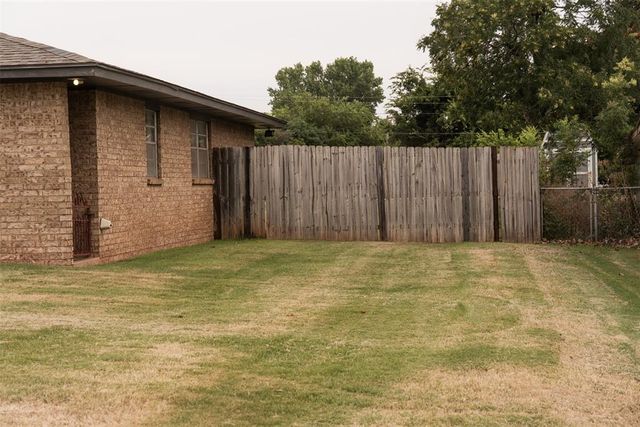 1713 E Frontier Terrace, Mustang, OK 73064